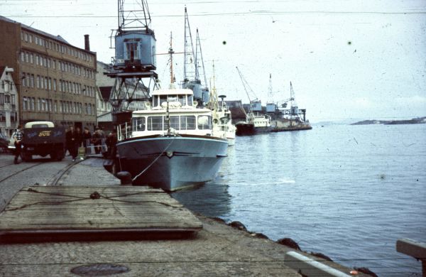 1959-06-03 Stavanger Havn
Nøgleord: lejrskole